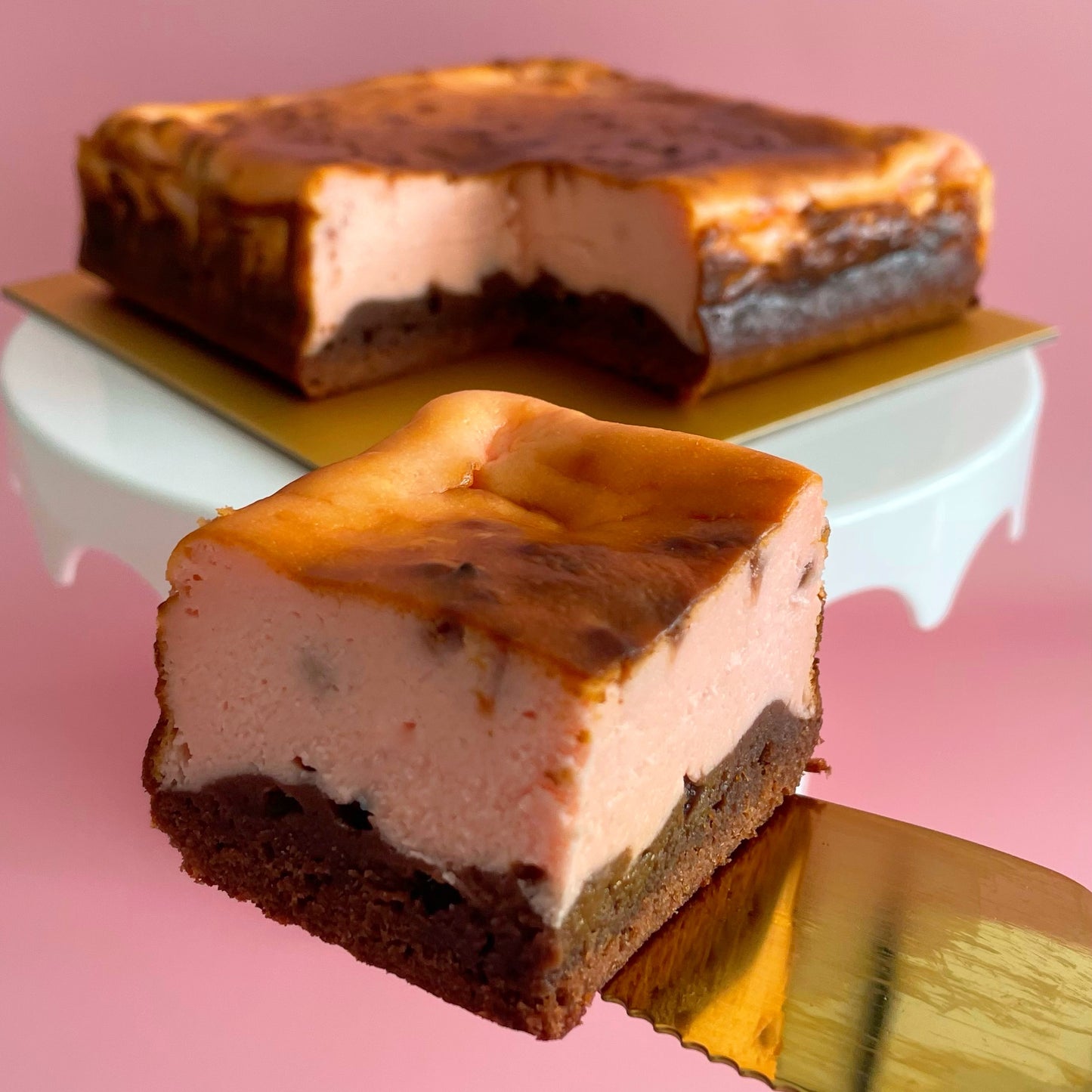 Strawberry Burnt Cheesecake Brownie