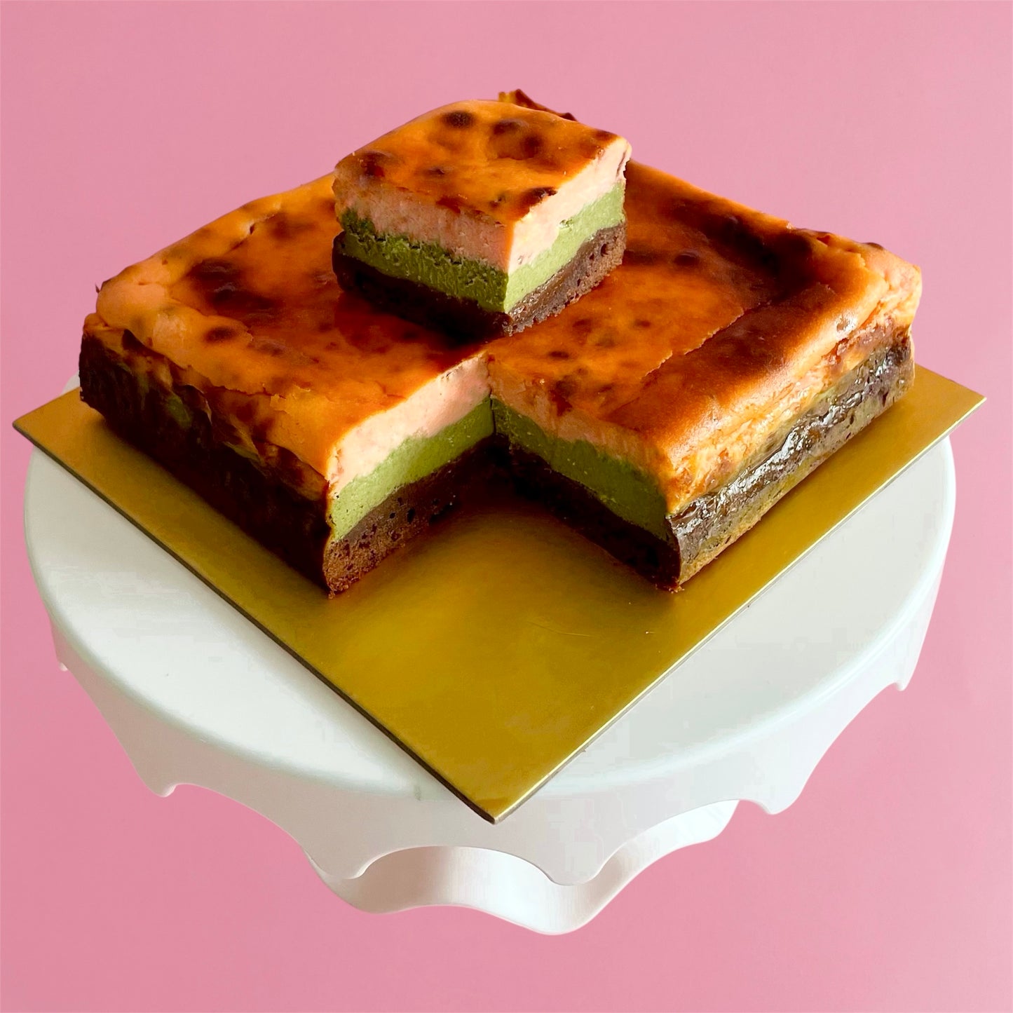 Matcha Strawberry Burnt Cheesecake Brownie