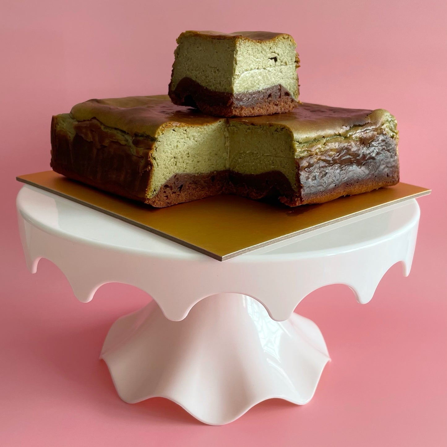 Matcha Burnt Cheesecake Brownie