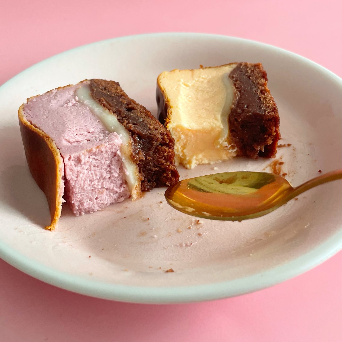 [NEW] Mochi Burnt Cheesecake Brownie - Rose Blossom and Purple Yam