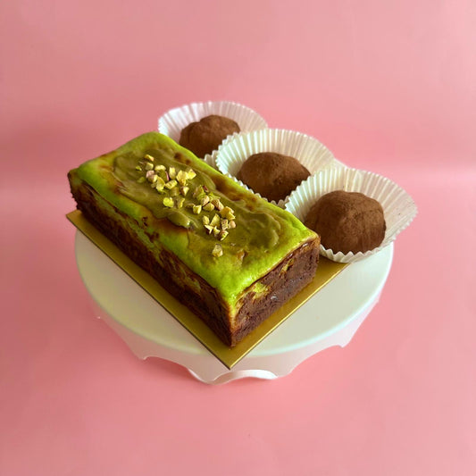 [NEW] Dubai Chewy Cookie + Pistachio Burnt Cheesecake Brownie Set